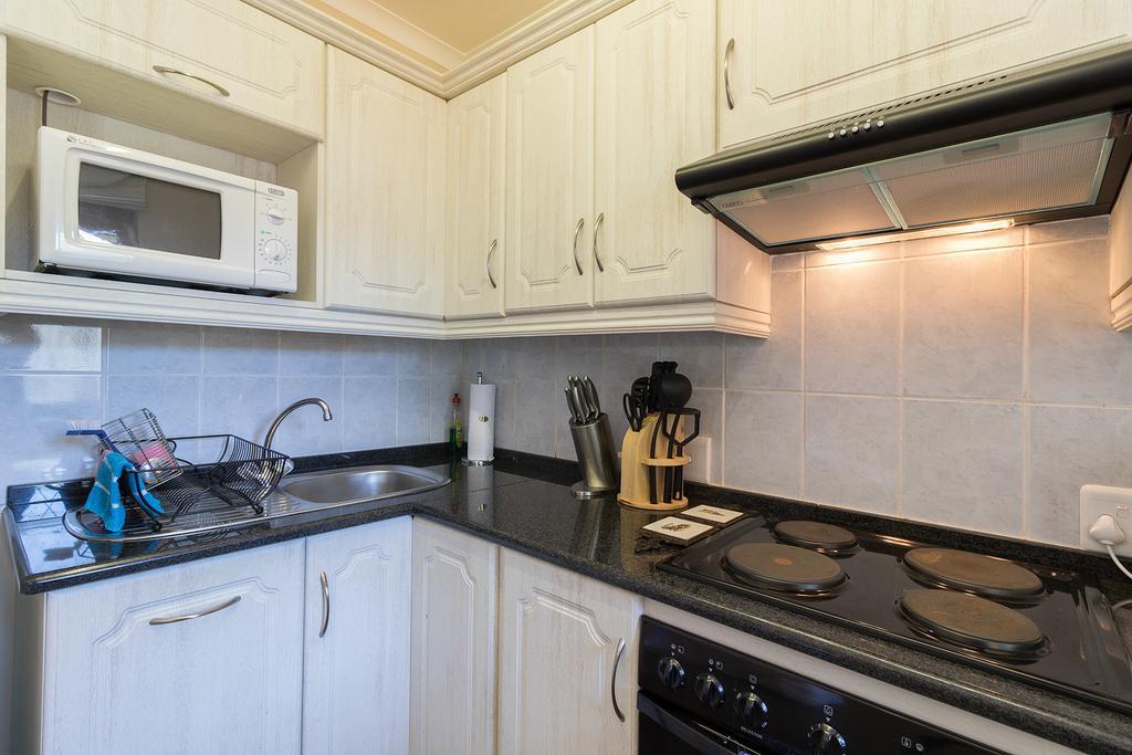 Апартаменты Dunwerkin Self Catering Кентон-он-Си Экстерьер фото